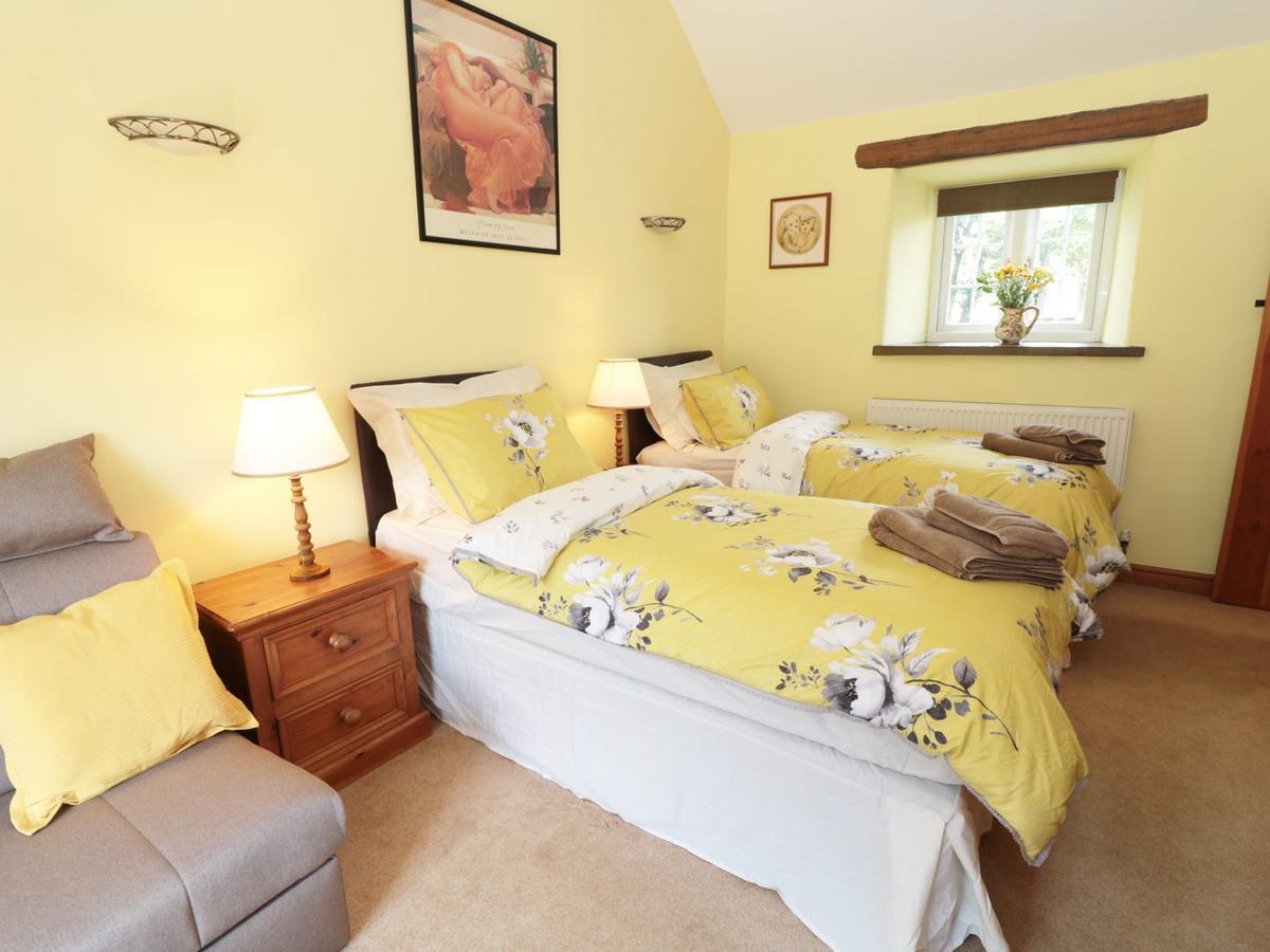 Buttercup Cottage Castleton  Ngoại thất bức ảnh